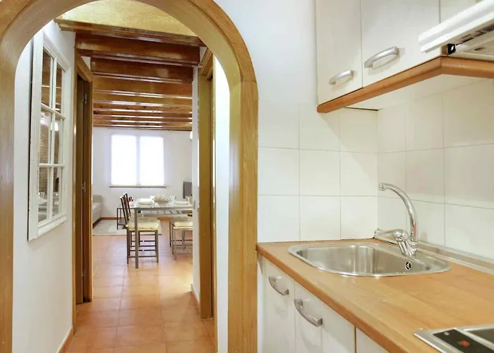 Centrico En Edificio Historico Con Encanto Familias, Hasta 5 Personas - Es-341-1 Apartmán